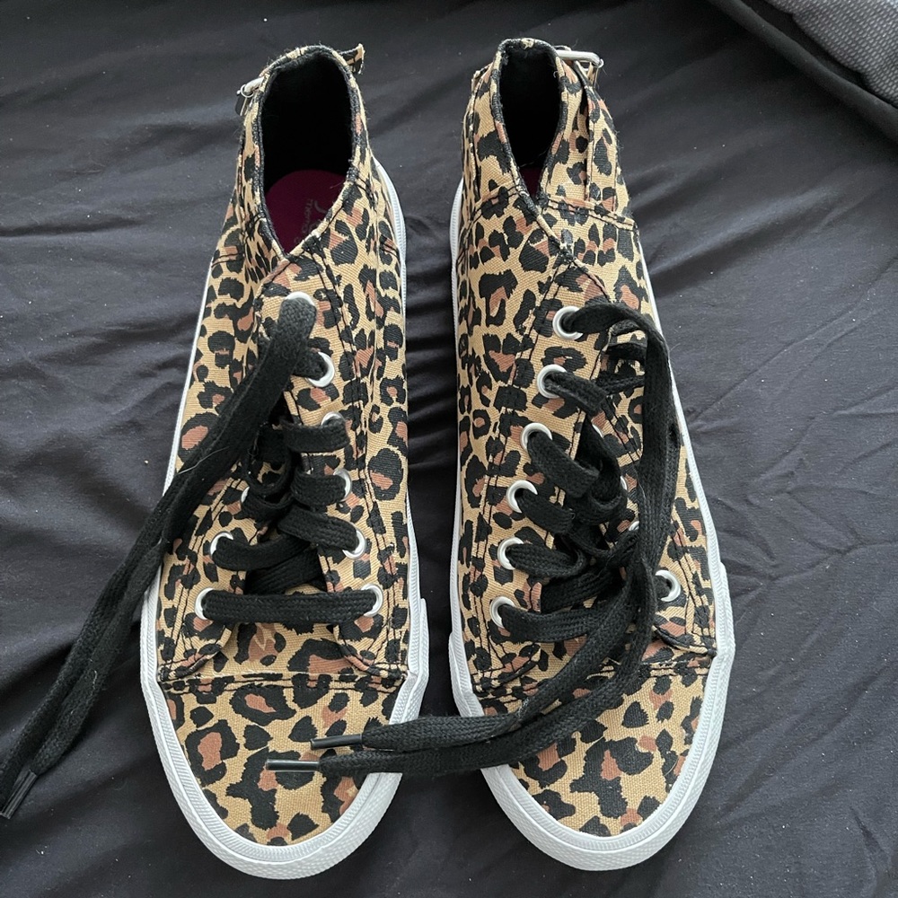 Leopard sneakers size 7